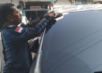 Iswar Lubis : Alhamdulillah 1.093 Stiker Habis Terjual di Hari Pertama Penerapan Parkir Berlangganan Kota Medan