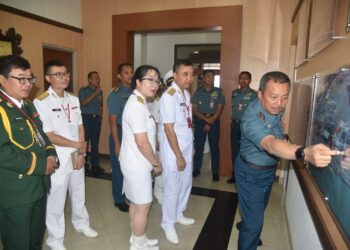 Pangkoarmada II Terima CC Deputy Director Naval Academy, Vietnam Peoples Navy