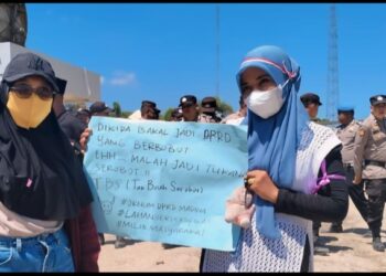 Masyarakat Kelurahan Tapus Melakukan Aksi Unjuk Rasa, Tuntut Hak Atas Lahan Seluas 60 Ha