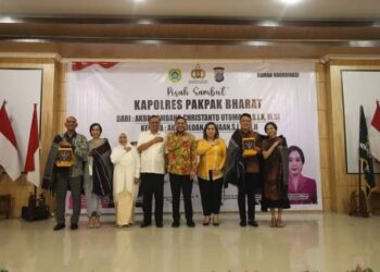 Bupati Franc Tumangger Hadiri Pisah Sambut Kapolres Pakpak Bharat