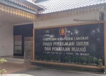 Dinas PUPR Langkat Diminta Jelaskan, Mengapa CV.AA yang Mengerjakan Hotmix di Brandan Barat
