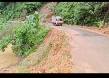 Jalan Propinsi Antara Simpang Gambir Sampai Desa Bulu Soma Madina Perlu Segera Diperbaiki 
