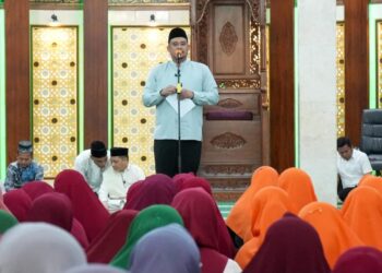 Bobby Nasution Beri Hadiah Umrah Kepada Anggota Majelis Taklim Al Ikhlas Medan Barat