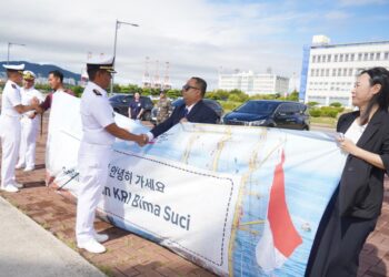 Tinggalkan Korea Selatan, KRI Bima Suci Lanjutkan Pelayaran Menunju Rusia