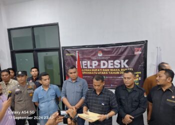 Diduga tanpa SKCK, Berkas Pendaftaran Rizal – Darno Dinyatakan Lengkap