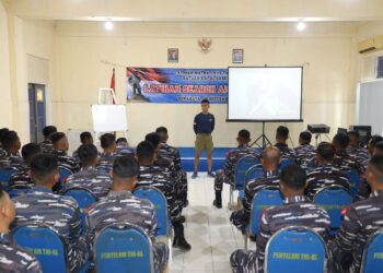 Prajurit Satkor Koarmada II Laksanakan Latihan SAR