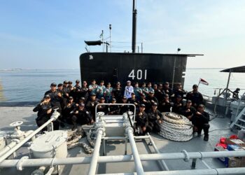 Tujuh Prajurit KRI Cakra-401 Naik Pangkat Satu Tingkat Lebih Tinggi