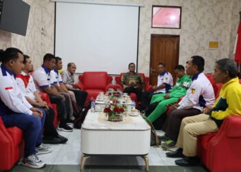 Pjs Bupati Toba Dukung Atlet Karate Peraih Emas di PON XXI