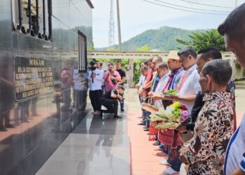 Bobby Nasution Ziarah ke Makam Pahlawan Nasional Sisingamangaraja XII