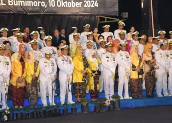 Pangkoarmada II Hadiri Upacara Wisuda Purnawira Pejabat Tinggi TNI AL Tahun 2024