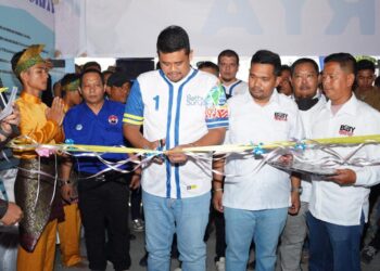 Resmikan Rumah Pemenangan di Tebing Tinggi, Bobby Nasution : “Catat Keluhan Masyarakat, Sampaikan ke Saya”
