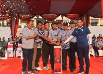 Koarmada II Hadir Dalam Pembukaan International Triathlon Open Tournament Piala Panglima TNI 2024