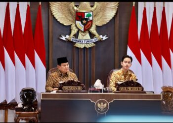 Rapat Kabinet Perdana Prabowo Imbau Menteri Tak Bikin Birokrasi Ribet, Beri Pelayanan Terbaik untuk Rakyat