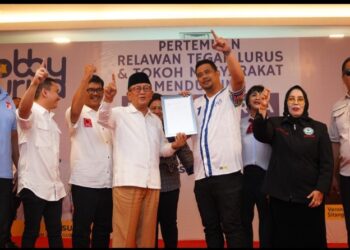 Puluhan Elemen Relawan Tegak Lurus Deklarasi Dukung Bobby-Surya