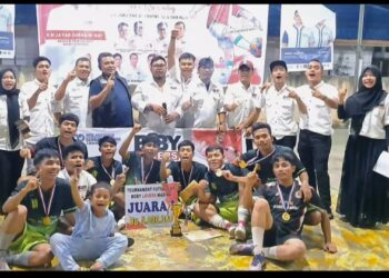 Ban Jem FC Juara Turnament Bobby Lovers Madina Cup