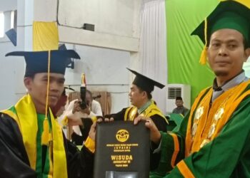 431 Mahasiswa STAIN Madina Diwisuda, Ini harapan Prof Sumper Mulia Harahap 