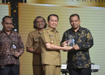 Pemkab Pakpak Bharat  Raih Penghargaan KIP Sumut
