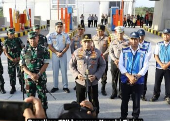 Panglima TNI bersama Kapolri Tinjau Kesiapan Arus Mudik Nataru 2025 di Tol Prambanan