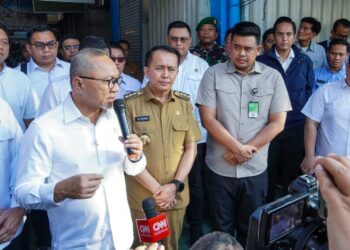 Dampingi Menko Bidang Pangan dan Mendag, Bobby Nasution Tinjau Harga Bahan Pokok Di Pasar Sei Sikambing