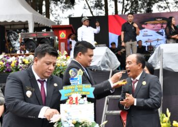 Kunjungan Pertama Sebagai Gubernur, Bobby Nasution Serap Aspirasi Warga Samosir