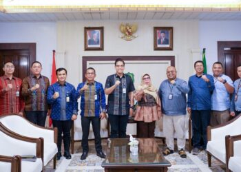 Banyak Terima Keluhan Masyarakat, Rico Waas Minta Rumah Sakit Layani Pasien BPJS dan UHC dengan Baik