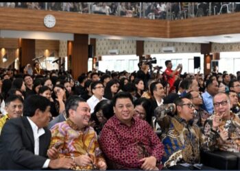 Bupati Pakpak Bharat Menghadiri Nomensen Festival 2025
