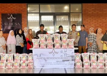 Alhesa Residence Hotel Bagikan Bantuan untuk Warga Silalas yang membutuhkan dalam rangka perayaan Idul Fitri 2025