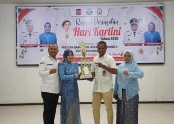 Wali Kota dan Wakil Wali Kota Tanjungbalai Hadiri Resepsi Peringatan Hari Kartini Tahun 2025