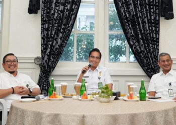 Bertemu Dengan Seluruh Perangkat Daerah, Rico Waas : “Kita Harus Bermanfaat Untuk Masyarakat