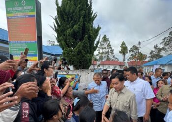 Bobby Nasution Dampingi Wapres RI Tinjau Puskesmas dan Pasar, Pastikan Pemeratan Kesehatan Hingga Pelosok