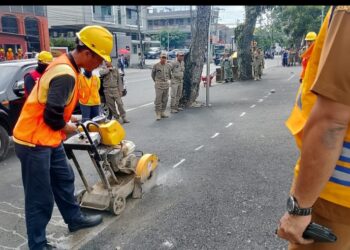 Salahi Aturan, Pemko Medan Bongkar Paksa Lahan Parkir Ilegal di Depan Dara Kupi 
