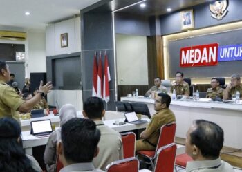 Pimpin Rapat Evaluasi PAD Triwulan 2, Rico Waas : Jangan Lalai, Lihat Potensi yang Bisa Didapat