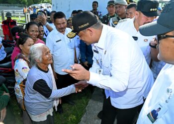 Bobby Nasution Tinjau Dua Tanggul di Batubara, Pastikan Normalisasi Tanggul yang Jebol Segera Dilakukan