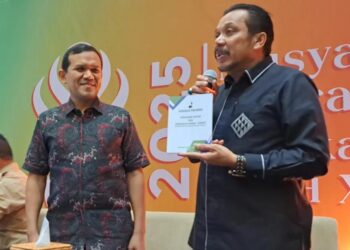 Penyerahan Dokumen UU Pramuka AD-ART, H. Fadhlullah SE Jadi Ketua Pramuka Aceh Periode 2025-2030