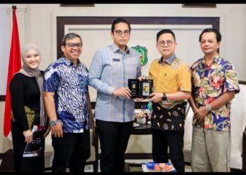 Rico Waas Dukung Penyelenggaraan 45 Tahun Salon Foto Indonesia di Medan