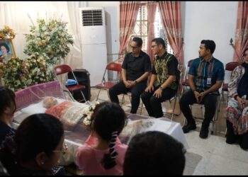 Wali Kota Medan Sampaikan Belasungkawa Atas Meninggalnya Orangtua Camat Medan Baru