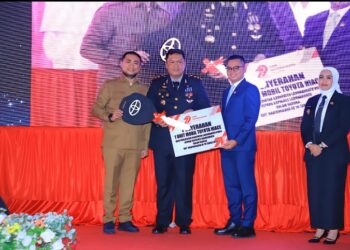 HYS Hadiri HUT Bhayangkara ke 79 di Polres Labuhanbatu