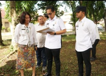 Rico Waas Ingin Benahi Taman Hening & Taman Gajah Mada