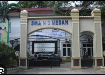 4 Wakasek dan 5 Staf SMA Negeri 3 Medan Dicopot, Plt Kepsek Diadukan ke DPRD Sumut