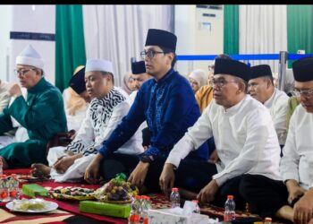 Diisi Ustad Das’ad Latif, Rico Waas Hadiri Tahlilan Malam 40 Hari Wafatnya Kakak Zakiyuddin Harahap