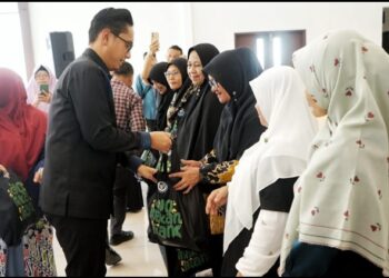 Rico Waas Dorong Masyarakat Perbanyak Konsumsi Ikan