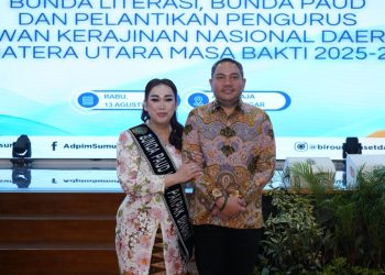Ny. Juniatry Setia Manogihon Franc Bernhard Tumanggor Dilantik Sebagai Bunda Literasi dan Bunda PAUD Kabupaten Pakpak Bharat