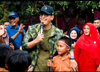 Rico Waas Tebar Keceriaan di SD Negri 067263 Medan Marelan