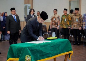 Rico Waas Lantik 9 Pejabat Pimpinan Tinggi Pratama Pemko Medan, M. Agha Novrian Jadi Kepala Bapenda