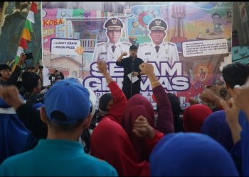 Senam Germas di Medan Amplas Meriah, Rico Waas : Berhasil Ajak Masyarakat Bergerak Bersama Sehatkan Tubuh