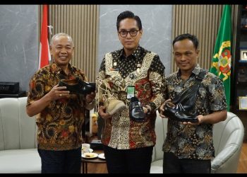 Kembalikan Kejayaan Sepatu Lokal, Rico Waas Berencana Adakan Sayembara Desain Sepatu
