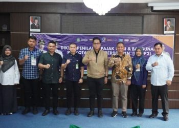 Rico Waas Buka Bimtek Penilai PBB P2