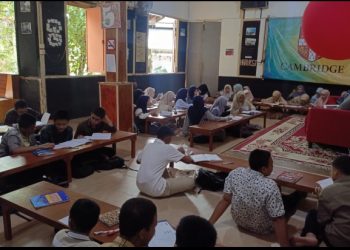 Santri Darul Mursyid Ikuti English Camp di Harau Valley 