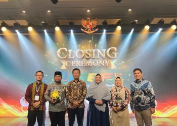 Pesantren Darul Mursyid Raih Penghargaan Nasional di ISEF 2025, Dinobatkan Sebagai Pesantren Terbaik di Luar Jawa