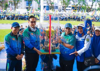 Wali Kota Tutup Porkot 2025, Medan Selayang Juara Umum